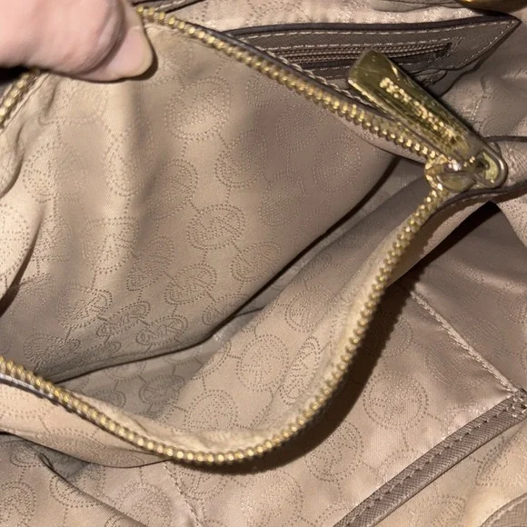 Michael Michael Kors Saffiano leather w/branded feet, chain leather strap. P 2